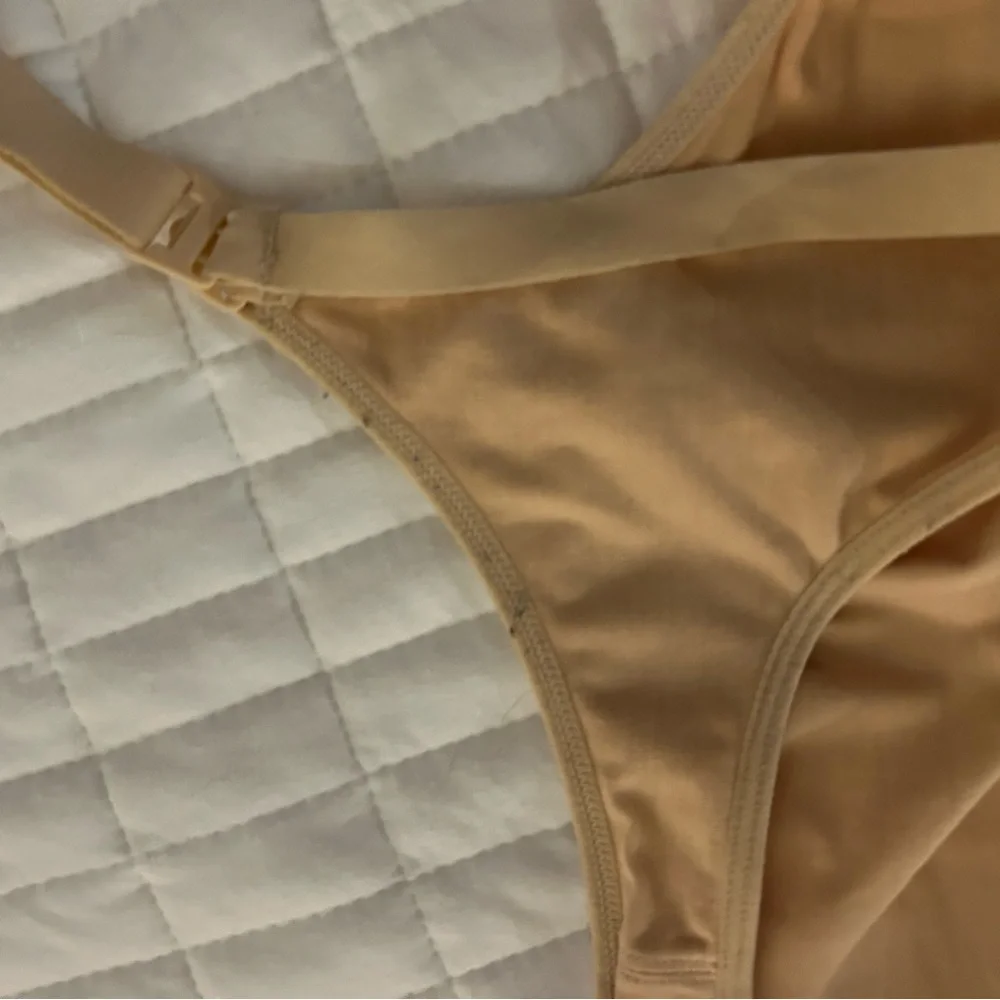 Momcozy Nursing Bra - Picture 7 of 9